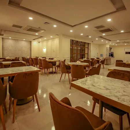 Alkan Palace מלון