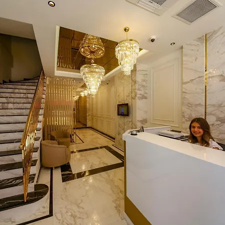 מלון Alkan Palace 3*